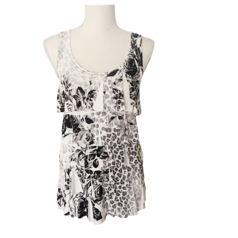 Body Central Black White Sleeveless Top Size Medium